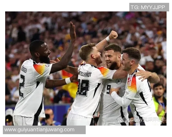 U21西班牙与意大利激战正酣青年球员展现足球未来的无限可能 U21西班牙与意大利激战正酣青年球员展现足球未来的无限可能