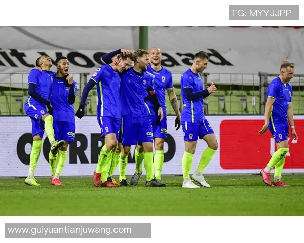 奥斯与尼美根的精彩对决揭示了足球战术与团队协作的完美结合