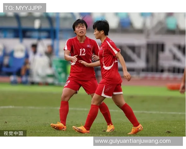 奥预赛女足迎战朝鲜队全力争胜力争晋级决赛圈