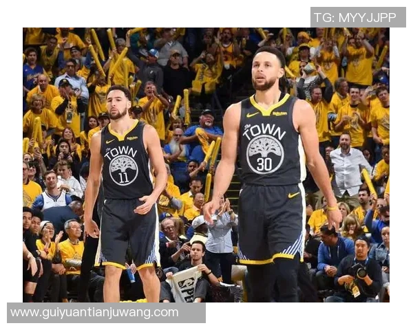 勇士队五场全胜晋级总决赛：实力与团队的完美结合