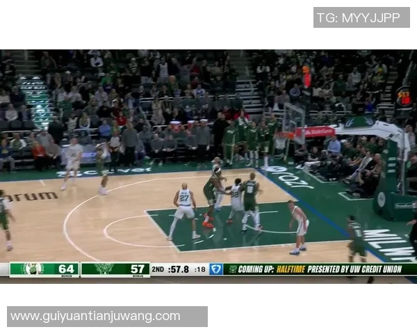 雄鹿与凯尔特人激战正酣NBA季后赛精彩对决引发球迷热议 雄鹿与凯尔特人激战正酣NBA季后赛精彩对决引发球迷热议