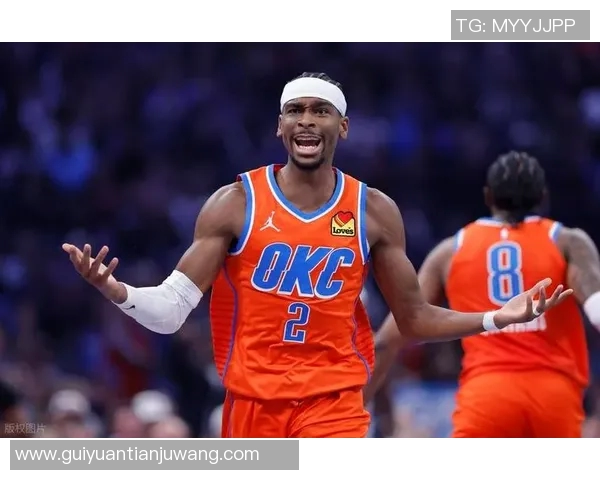 勇士与湖人激战再续腾讯直播精彩对决引发球迷热议